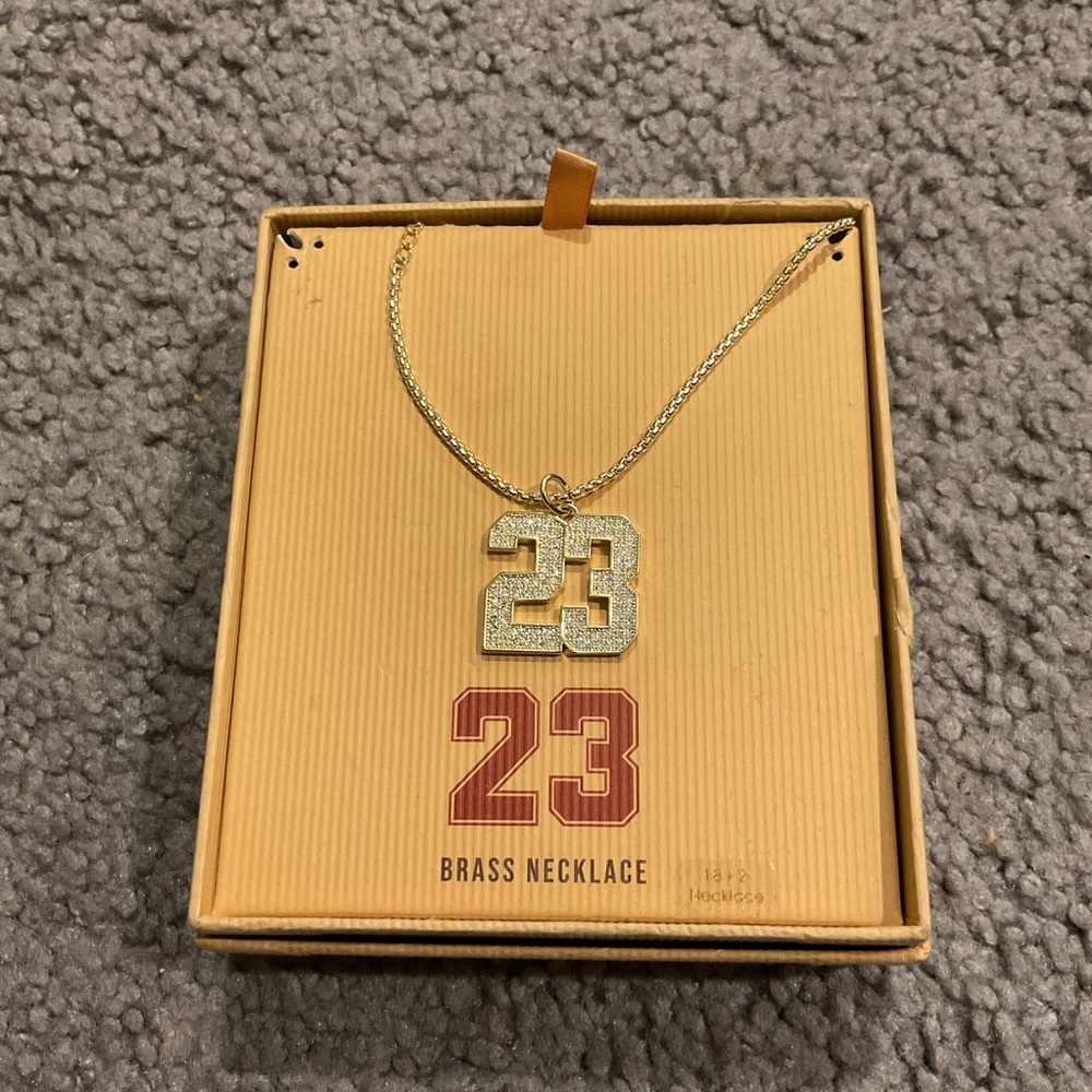 NWT Structure Gold Crystal #23 Sporty Brass Logo Necklace Jewelry Gift Y2K
